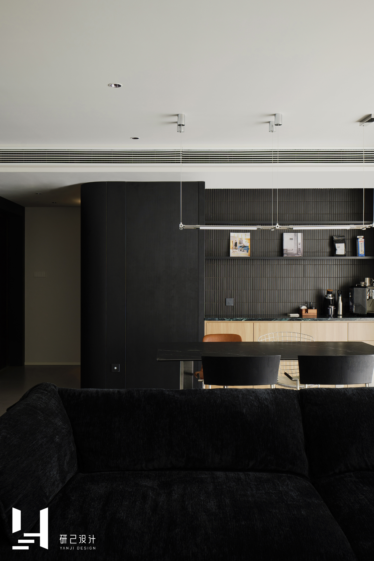 安徽芜湖国宾台142㎡ 《黑色圆舞曲》丨中国芜湖丨研己设计-17
