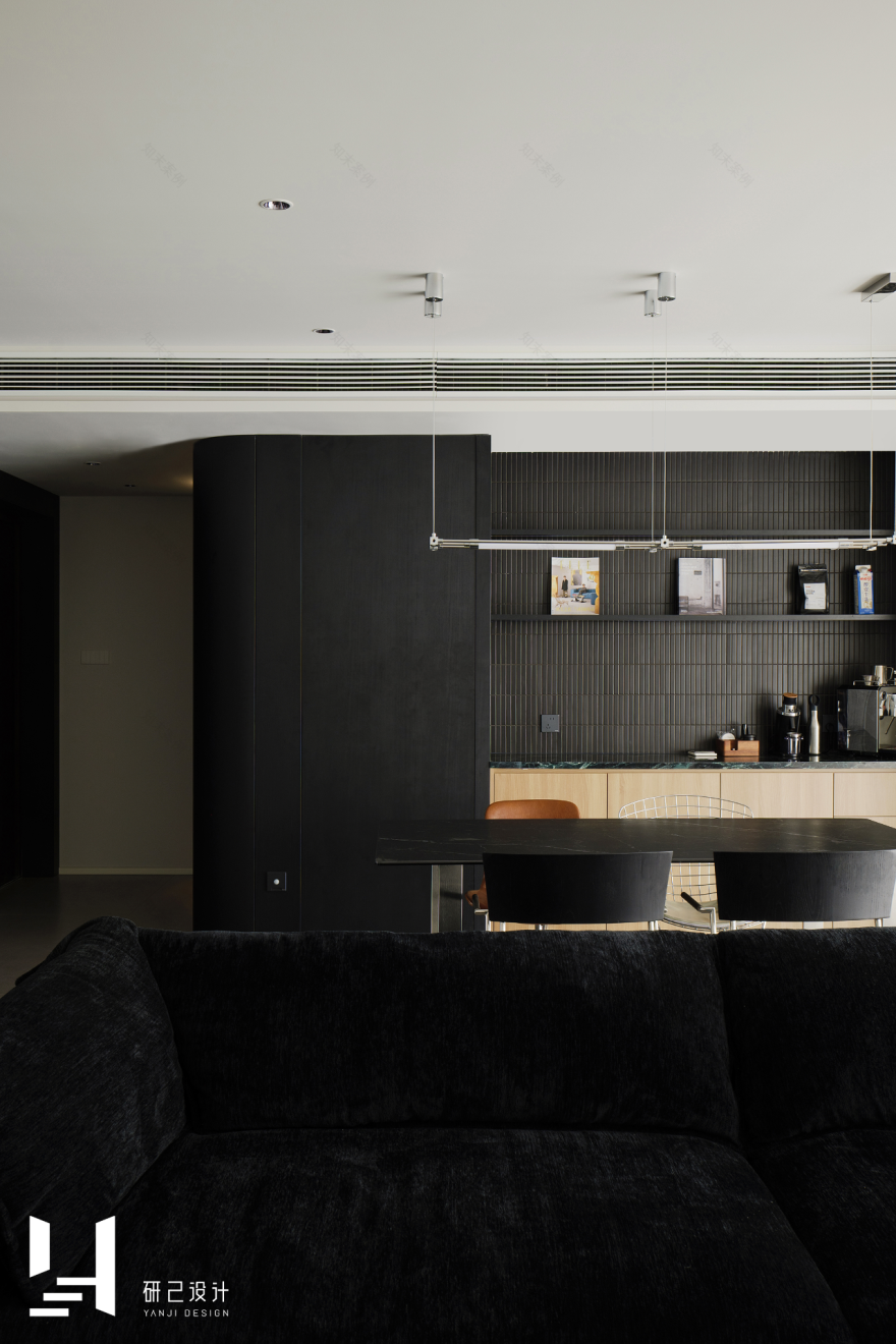 安徽芜湖国宾台142㎡ 《黑色圆舞曲》丨中国芜湖丨研己设计-17