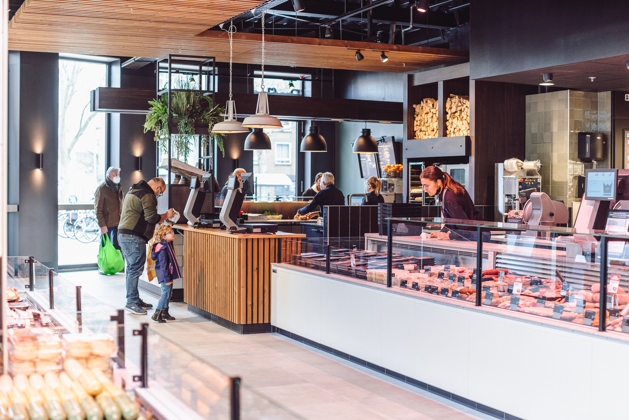 荷兰马斯特里赫特“Van Melik Bufkes”肉铺设计-6