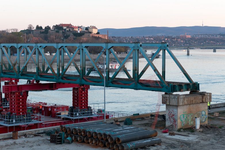 诺维萨德临时桥（博什科·佩罗舍维奇桥）拆除项目-15