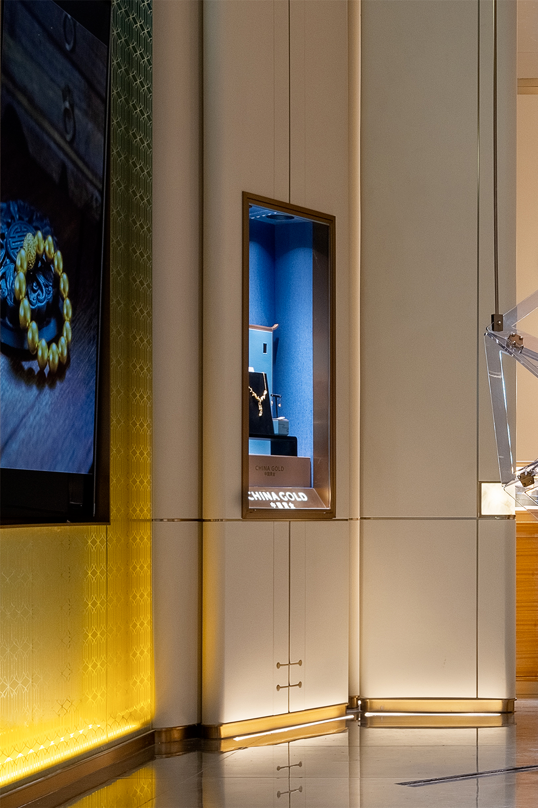 中国黄金国际旗舰店丨中国山西丨佰第设计-122