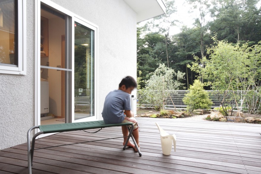 緑の借景が美しいガレージハウス丨(有)ヨシダクラフト,(有)枝川設計-28