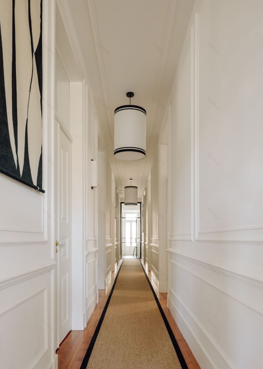 里斯本优雅定制公寓 | 白色主题打造宁静舒适空间-26