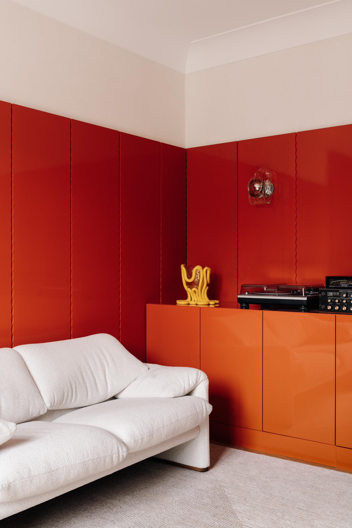 Eclectic Elegance: Turenne Apartment in Paris by Alicia Luxem.-36