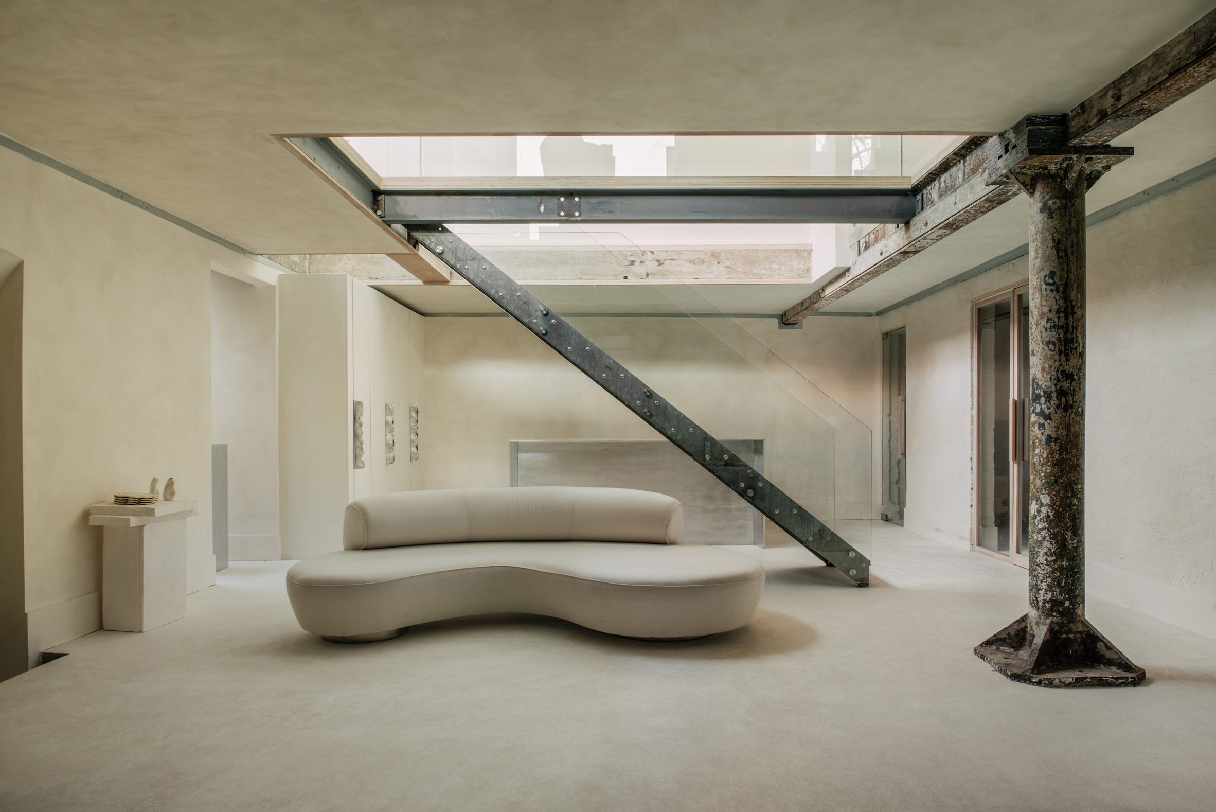 当代首饰品牌Completedworks伦敦实体店空间设计丨马里丨荷莉·鲍登（Hollie Bowden）-2