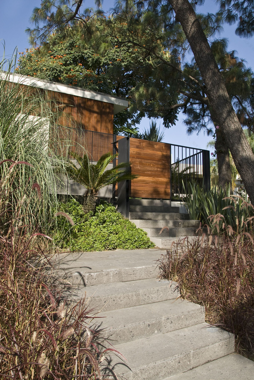 RP之家
注:Casa常见于西班牙语或葡萄牙语中,意为房子、家 ,RP因没有更多背景信息,暂按其字母原样保留,可结合具体情境赋予其更准确的含义 丨墨西哥瓜达拉哈拉丨Alvaro Moragrega,arquitecto-25