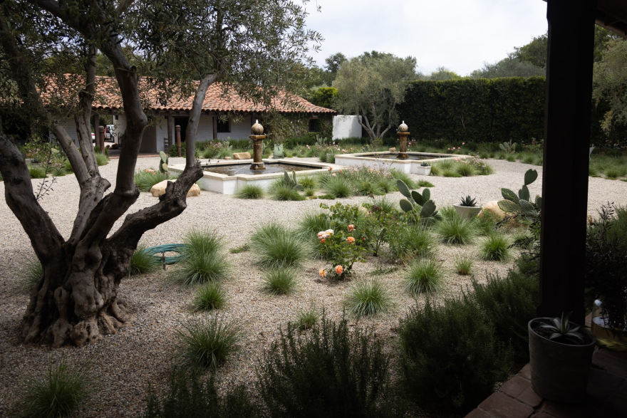 恩尼斯布鲁克土坯房丨美国加利福尼亚丨Jane Hallworth-7