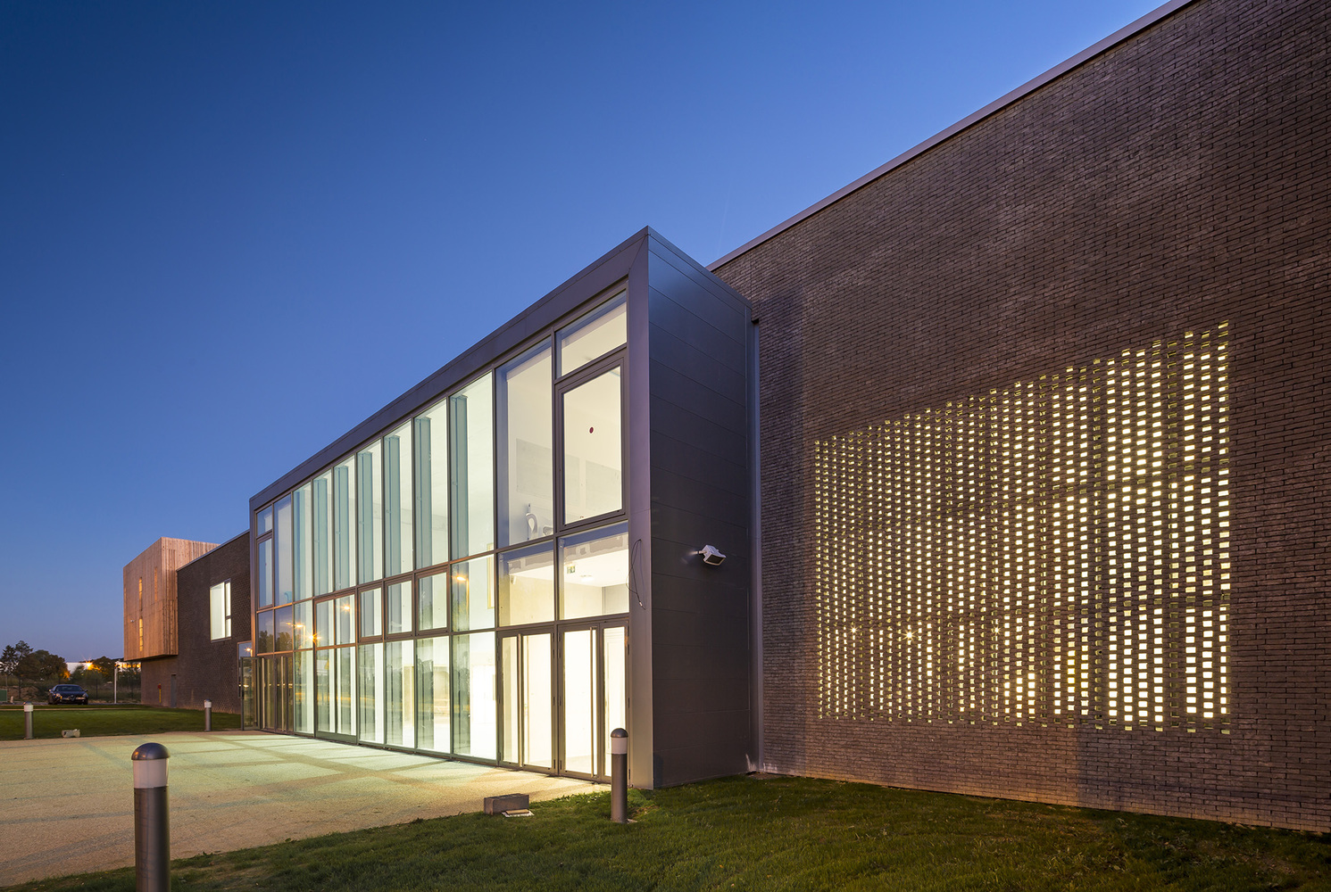 法国布雷蒂尼 apprenticeship 学校,以人为本的设计理念-21