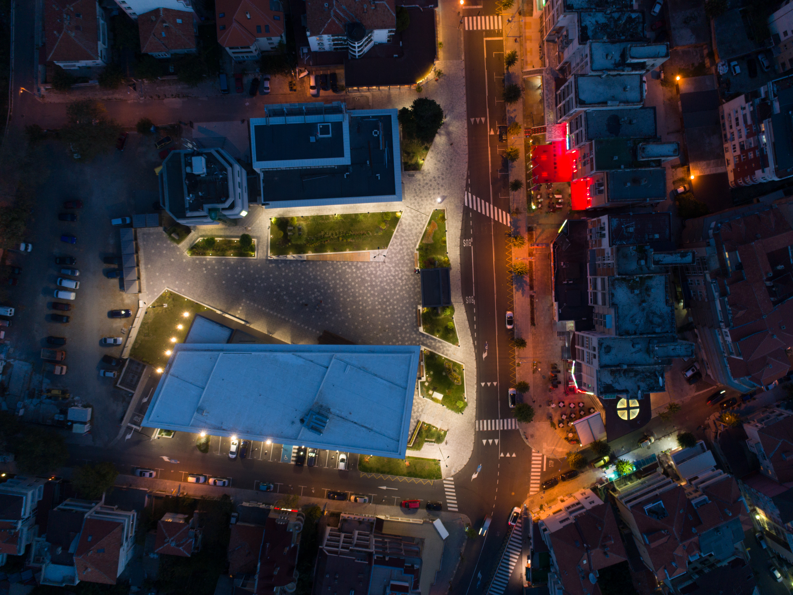 融合古城韵味的现代艺术中心——24arch 设计新作-7