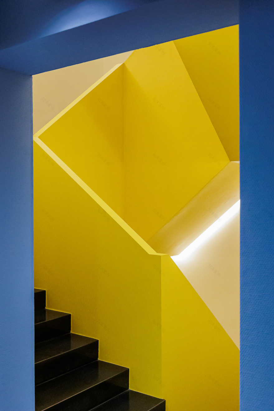 佛罗伦萨 YellowSquare 旅馆丨意大利佛罗伦萨丨Pierattelli Architetture-31