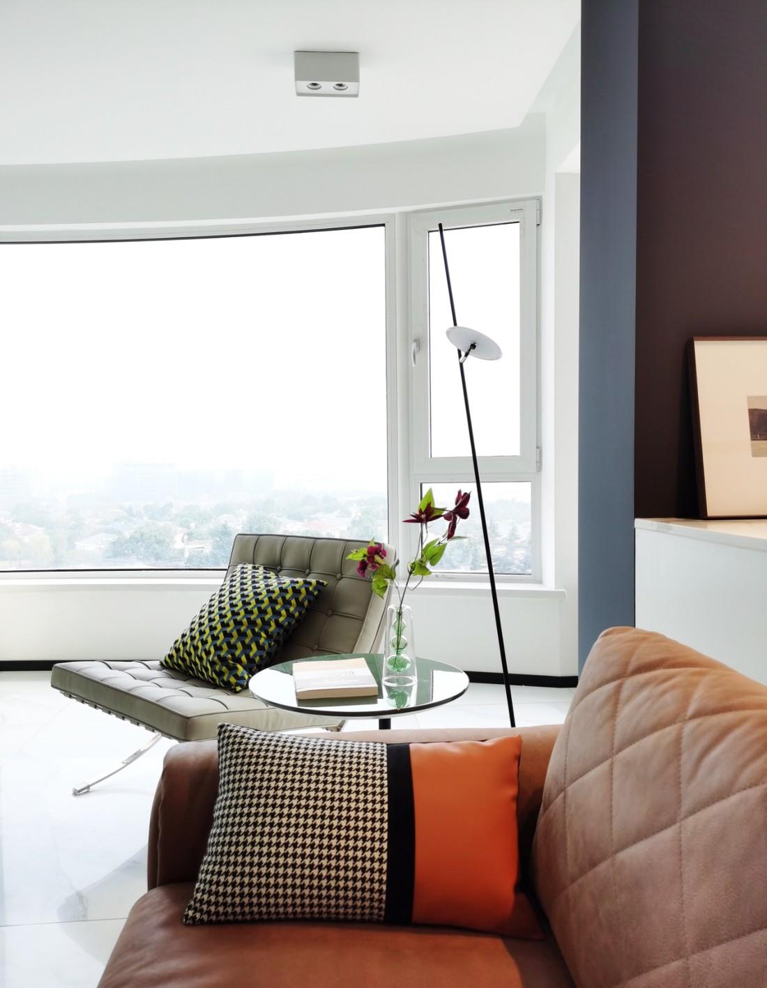 极简温暖的空中别墅设计-17