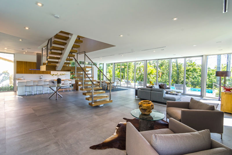 迈阿密棕榈岛上的私人住宅 | 自然光与水景的完美融合-23