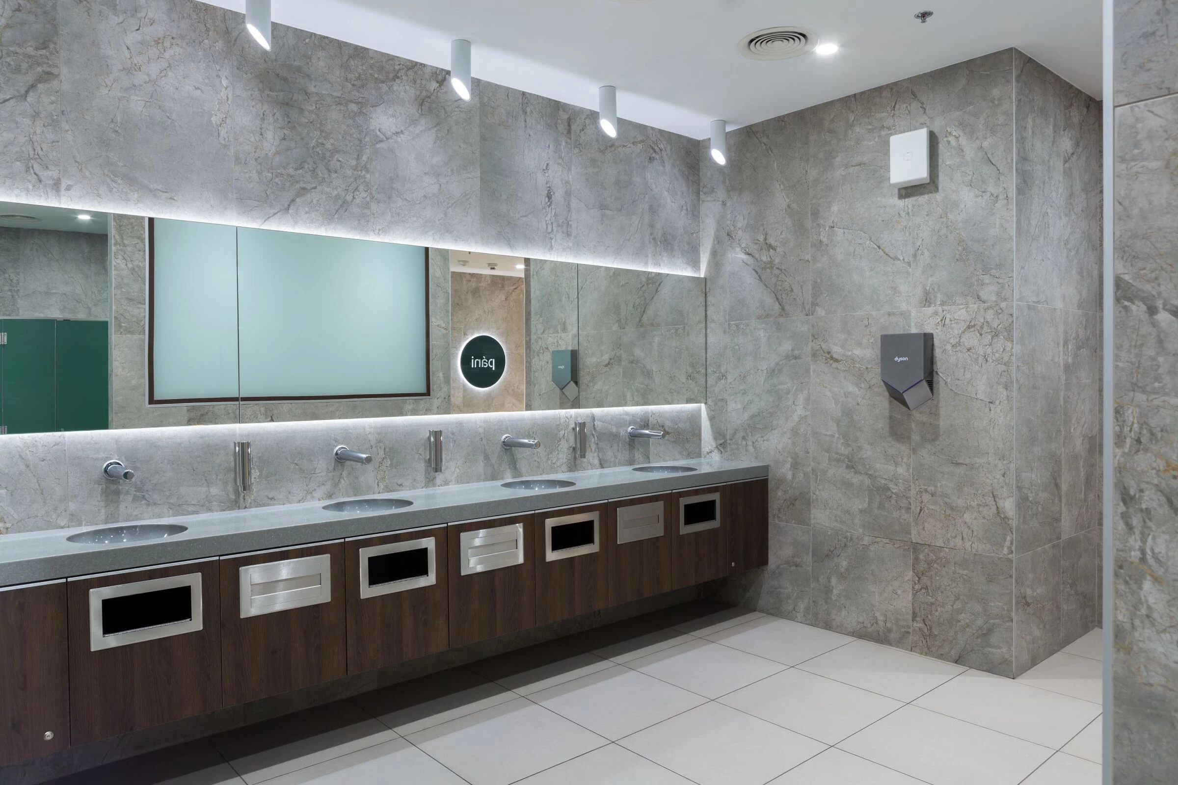 幻影购物中心丨ARION kúpelnové štúdio-8