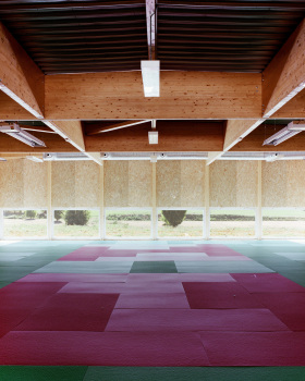 Sonzay’s Sports Dojo / Bauchet de La Bouvrie Architects