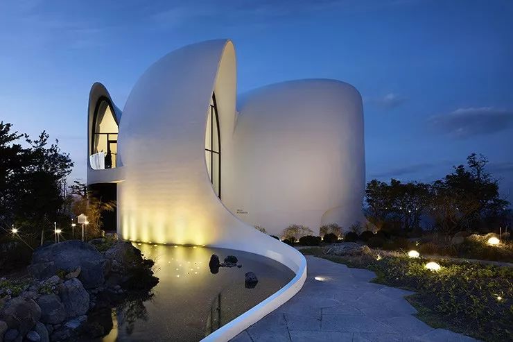 十座充满生命力的建筑 | 传统与现代的完美融合-143