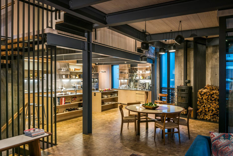 波士顿两种立面风格的住宅丨SAS Designbuild-34