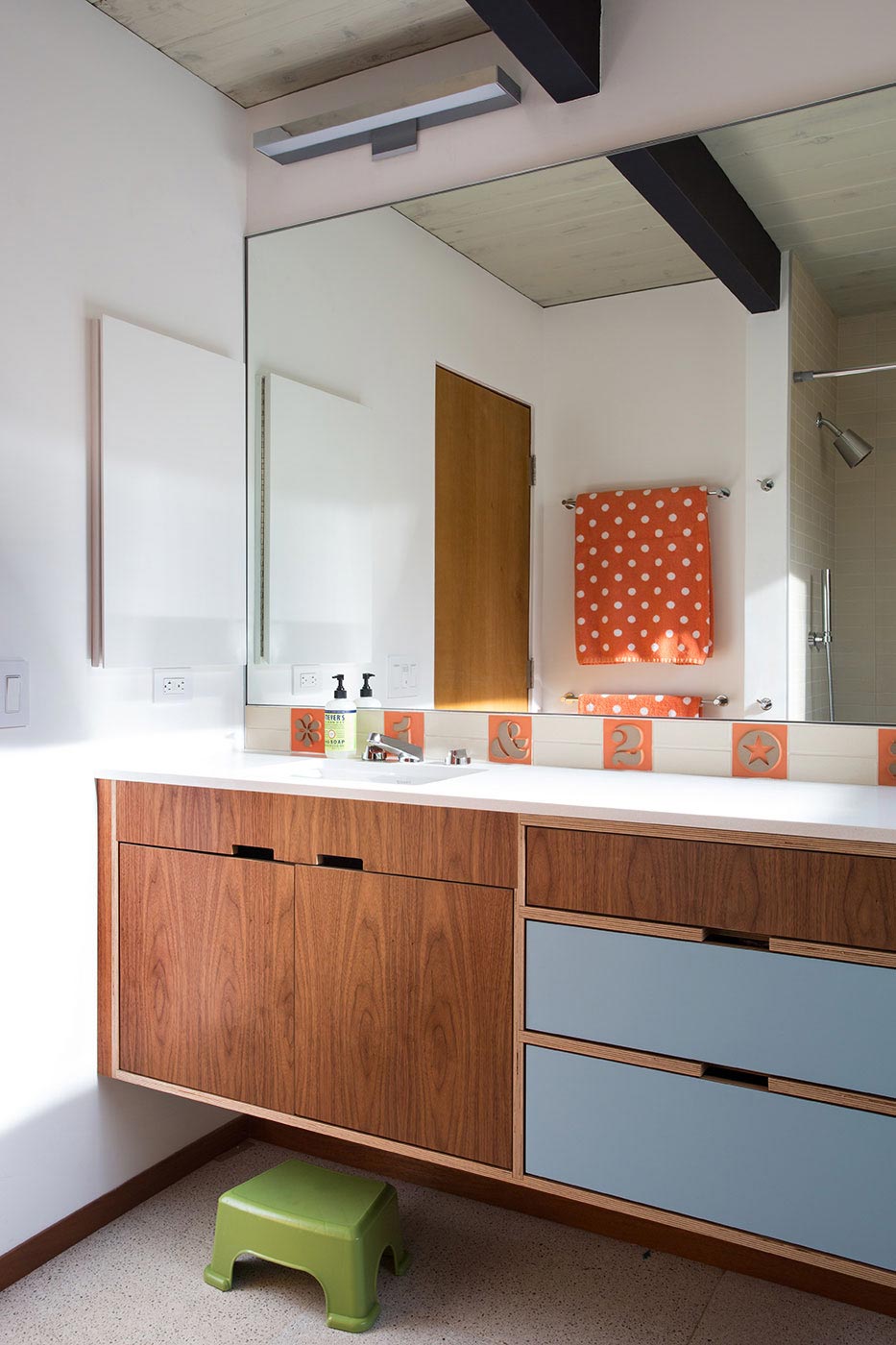 加州 Klopf 建筑团队打造的中世纪现代风格 Eichler 住宅-23