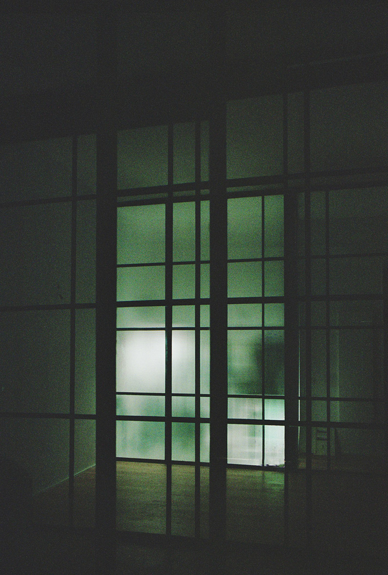 玻璃墙房屋丨葡萄牙波尔图丨fala-31