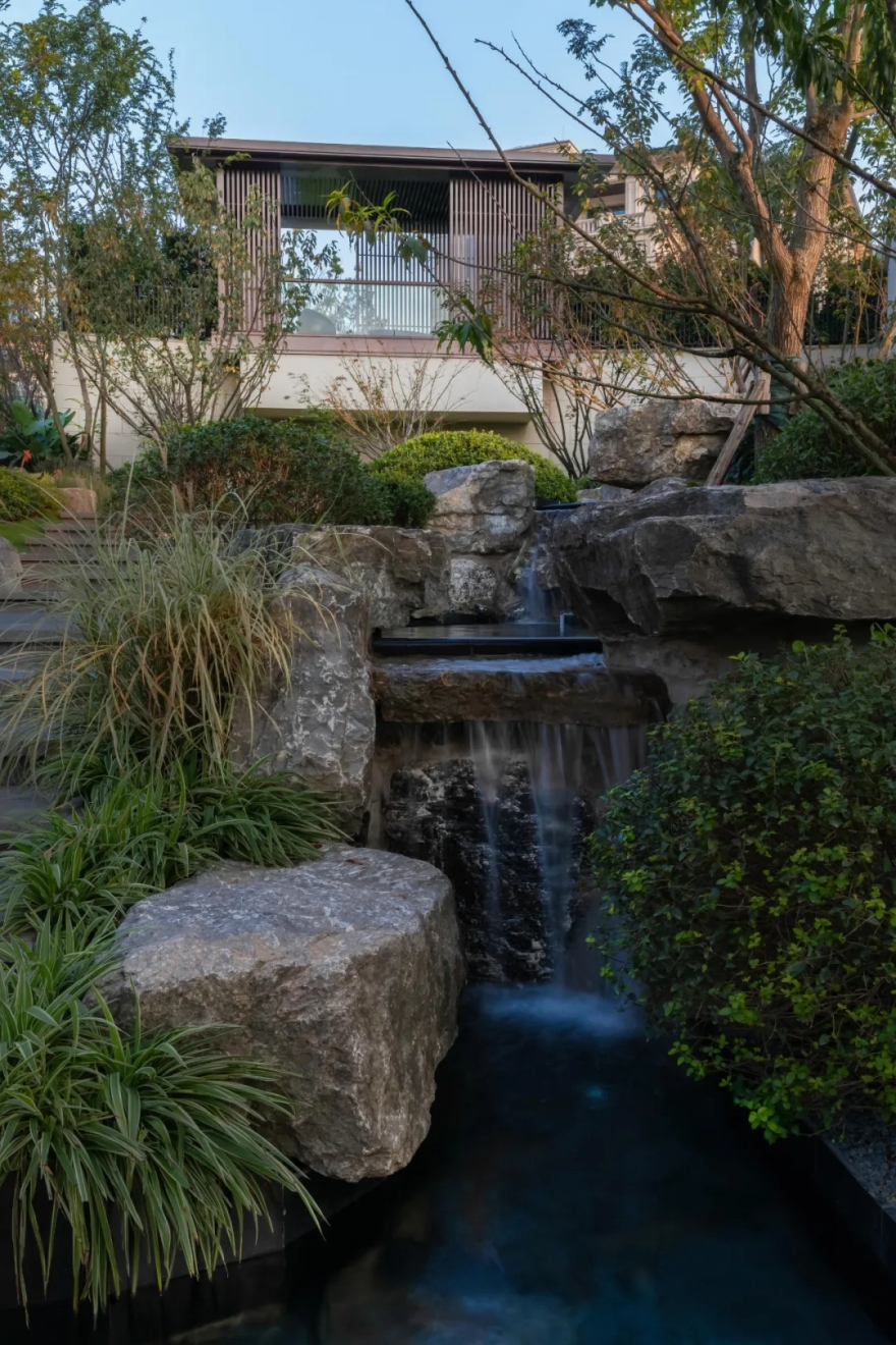 重庆龙湖天奕别墅区景观-23