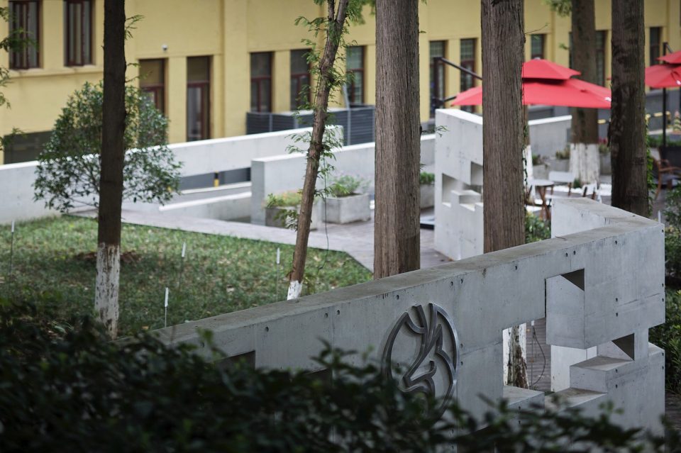 南京华泽传媒总部办公改造-8