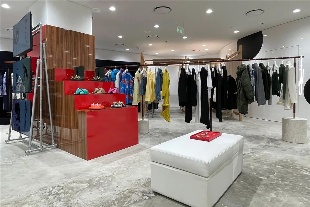 川久保玲亲自操刀，Dover Street Market Beijing 全新北京店铺设计-35