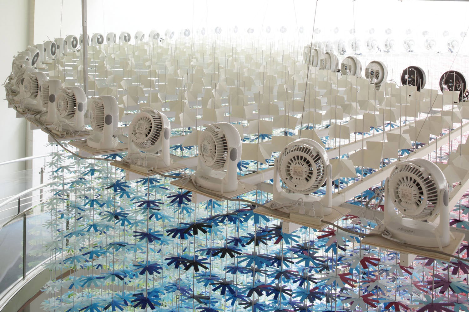 NSK 百年庆“混色”装置 / Emmanuelle Moureaux-13