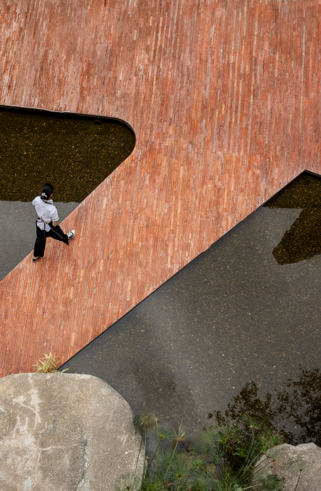 由心城市艺术会客厅丨中国丨闻非建筑设计-32