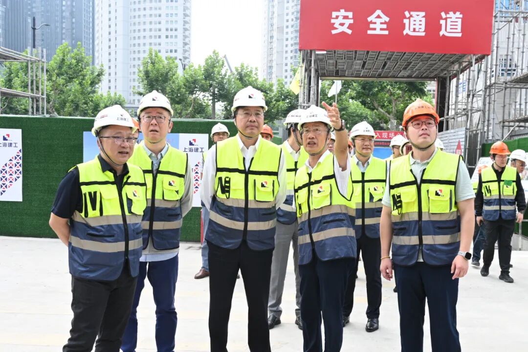 叶卫东调研“未来浦西第一高楼”北外滩91街坊项目-1