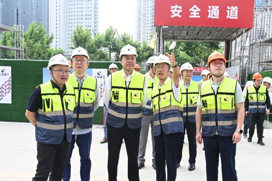 叶卫东调研“未来浦西第一高楼”北外滩91街坊项目-1