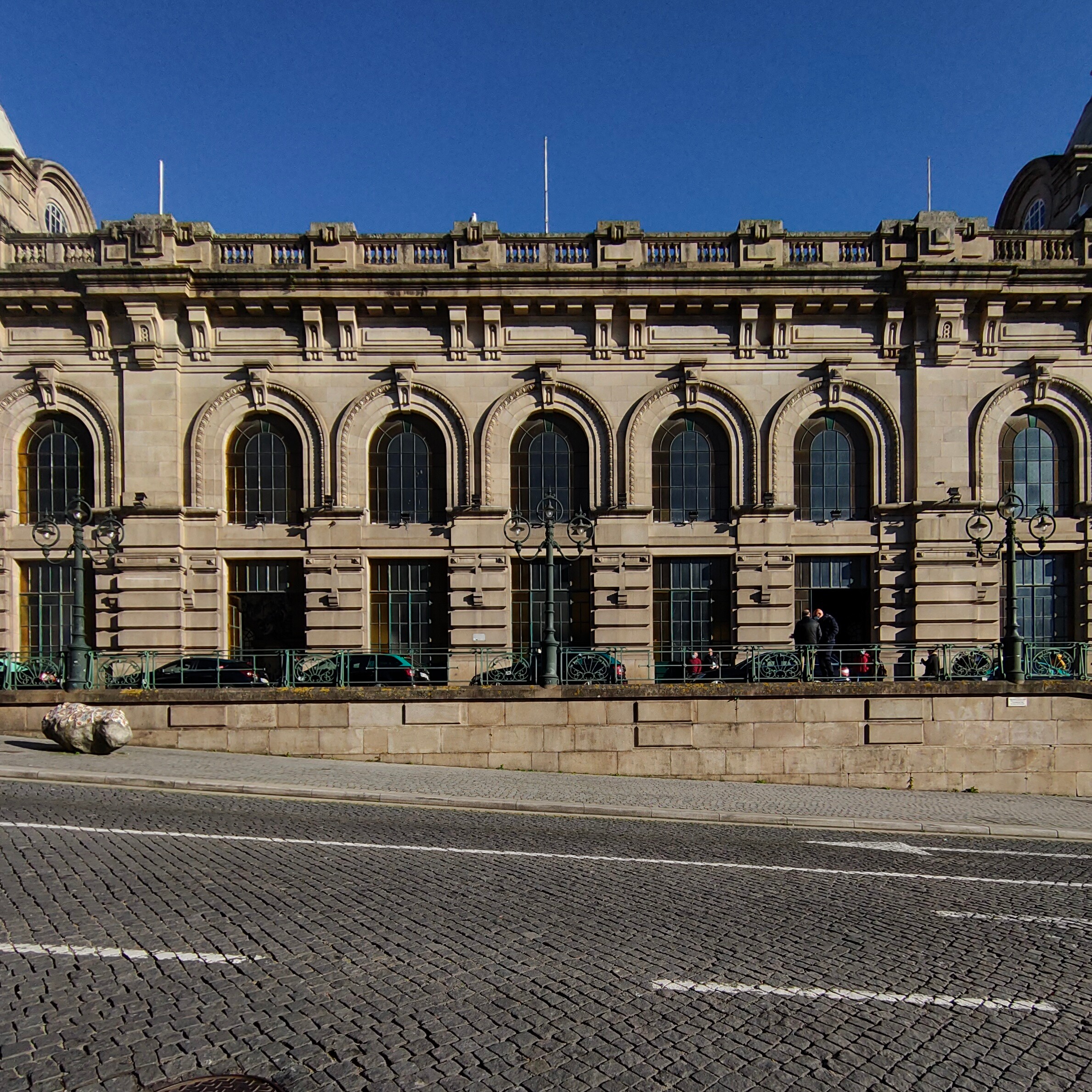 平方形立面 7丨talves.pt-16