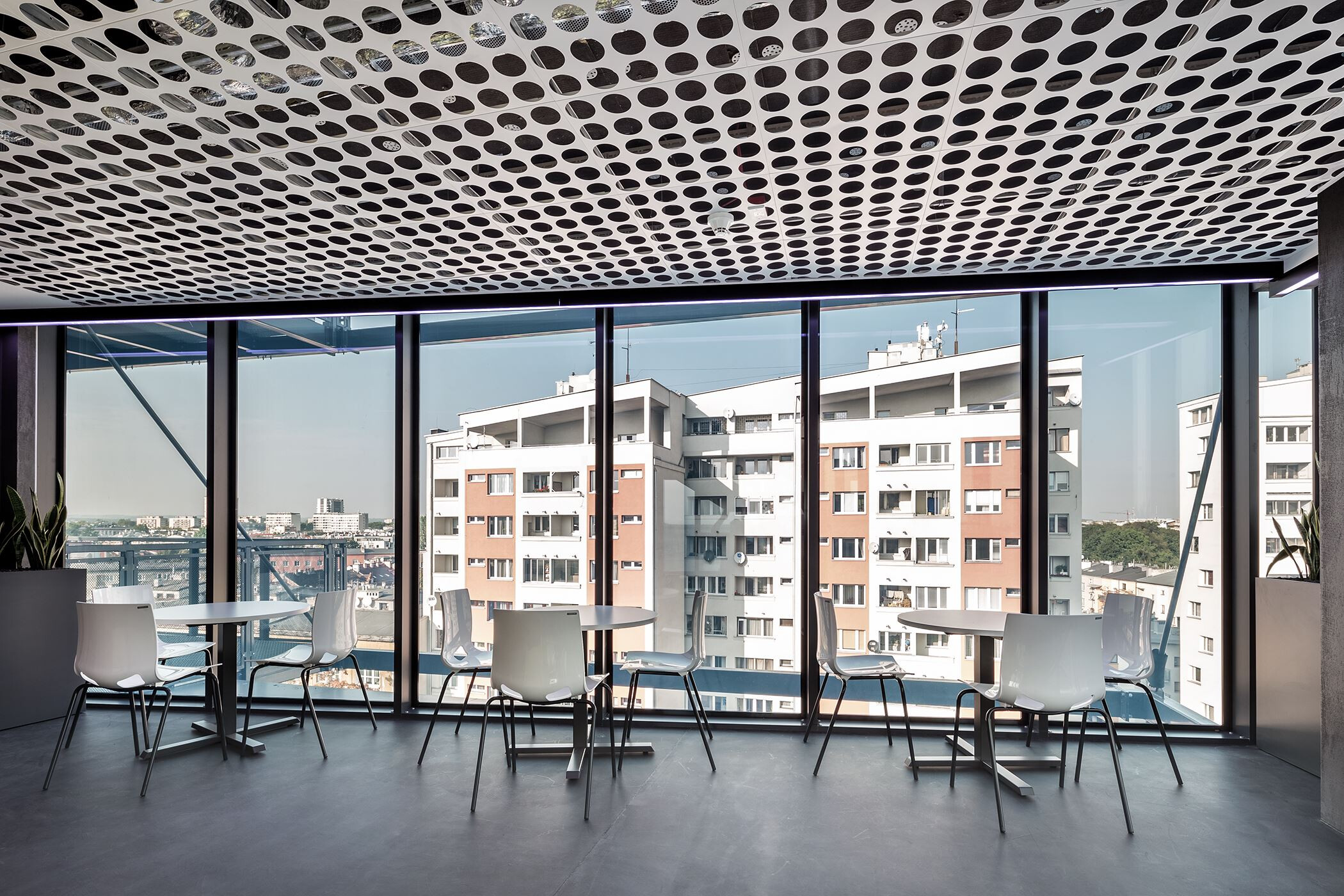 波兰 AGH 科技大学现代室内设计案例解析-23