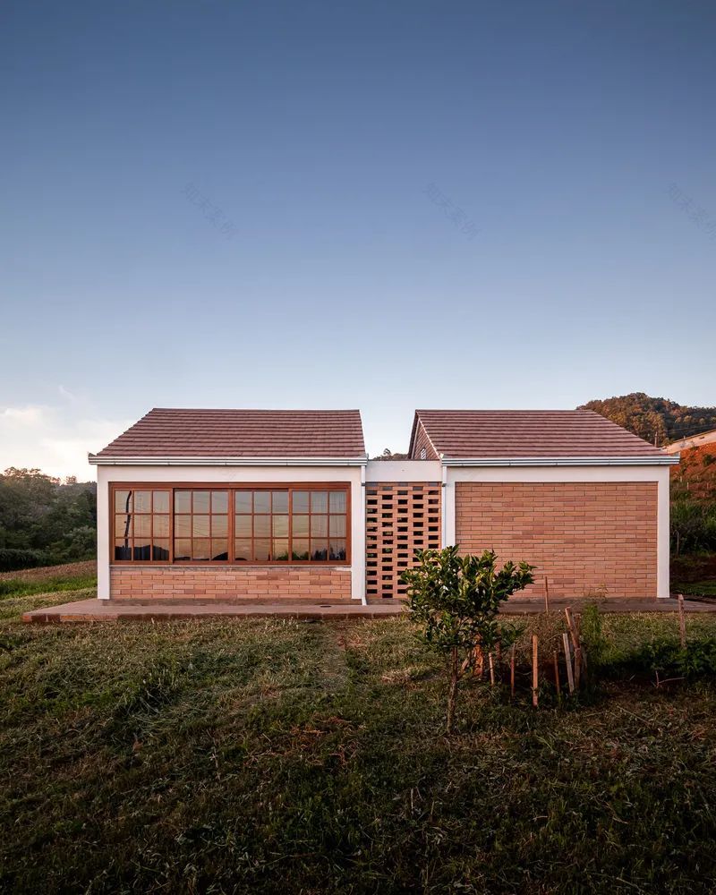 农村 810 平方英尺红砖住宅丨巴西丨GGH 设计机构-15