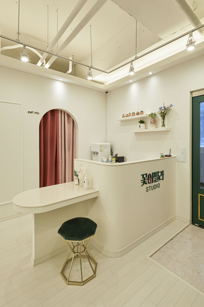 20 平米极简花艺工作室设计-9