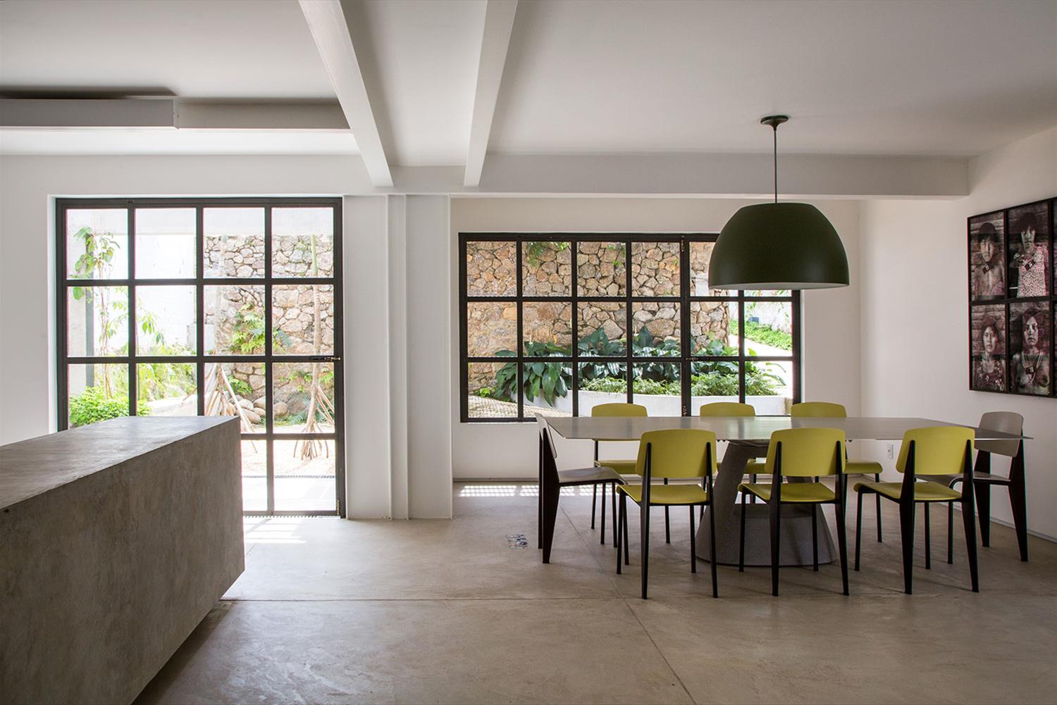 垂直艺术空间 · 巴西 Atelier Horto 摄影工作室-6