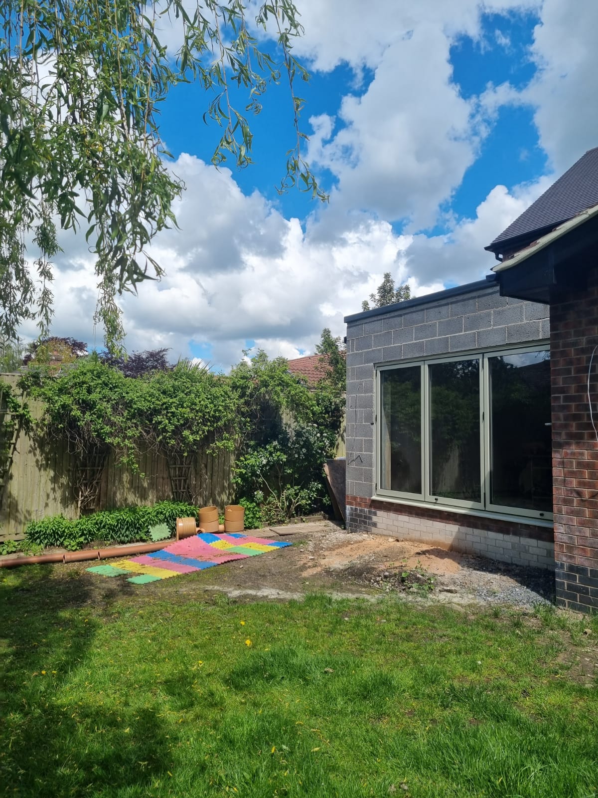 现代家庭花园丨Blue Iris Landscapes-21