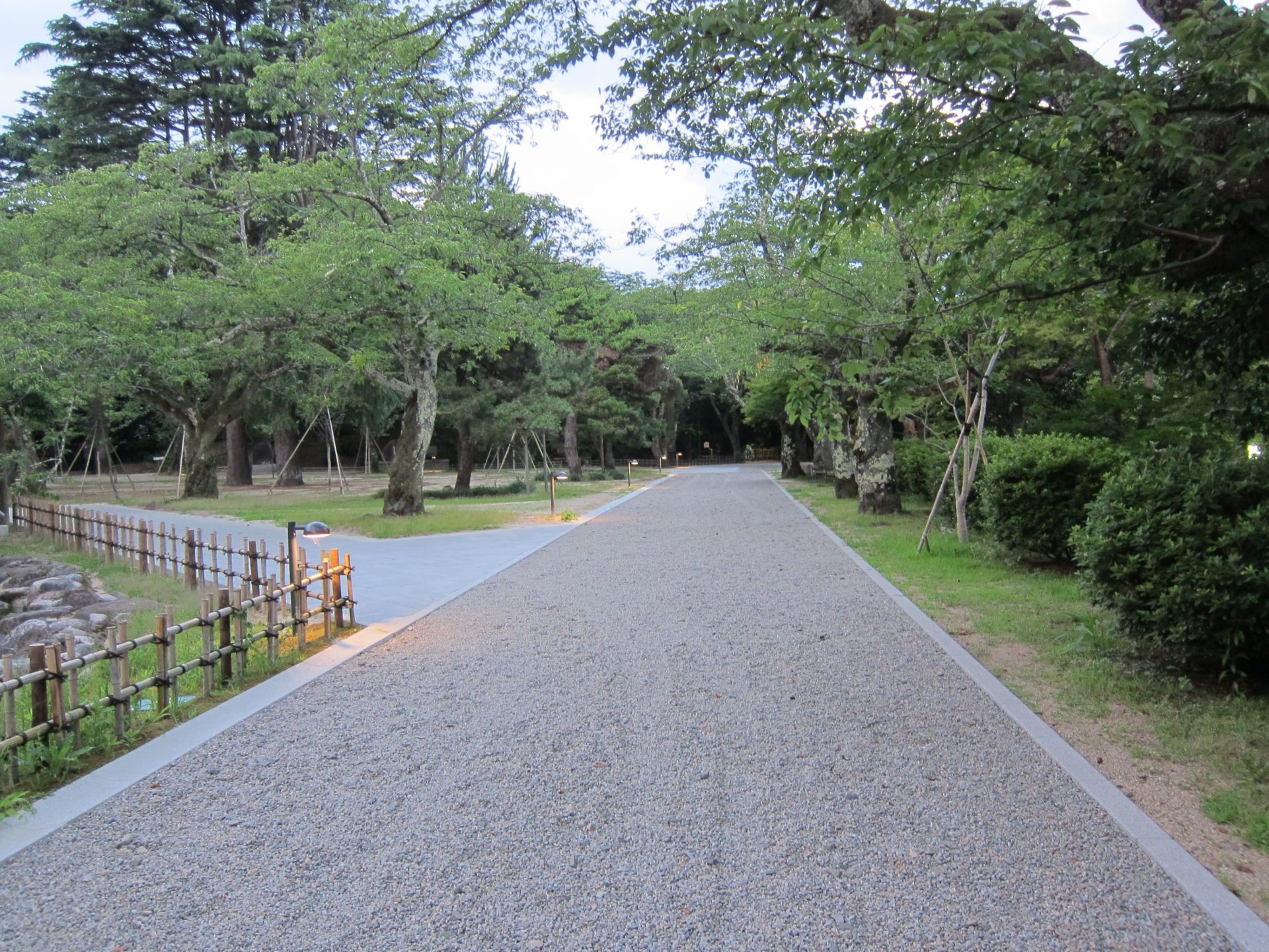 小丸山城址公園の照明デザイン丨計画情報研究所,橋本建築造園設計,能登デザイン室,家山真建築研究室-15