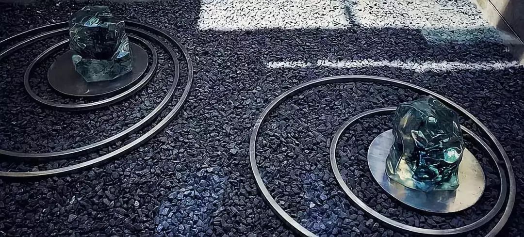 "静"动之间 | 雕塑艺术激活生活空间-14