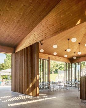 森林泳池齐默格格丨瑞士卢塞恩丨Brechbuehler Walser Architekten