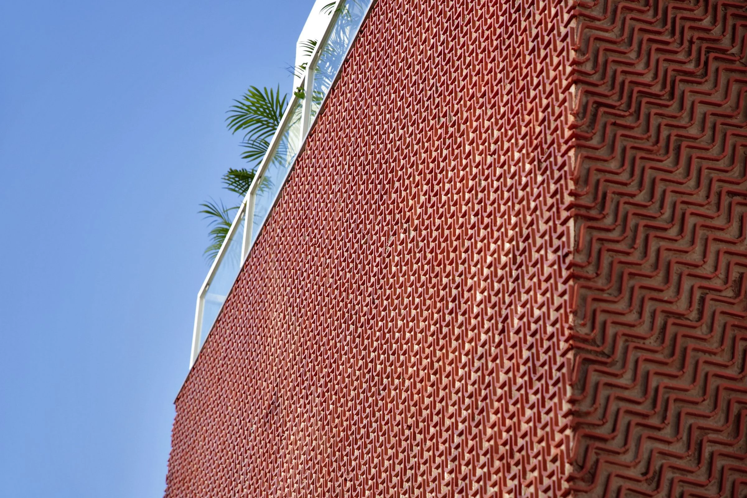 波浪纹红土瓦 tiles 立面住宅设计-19