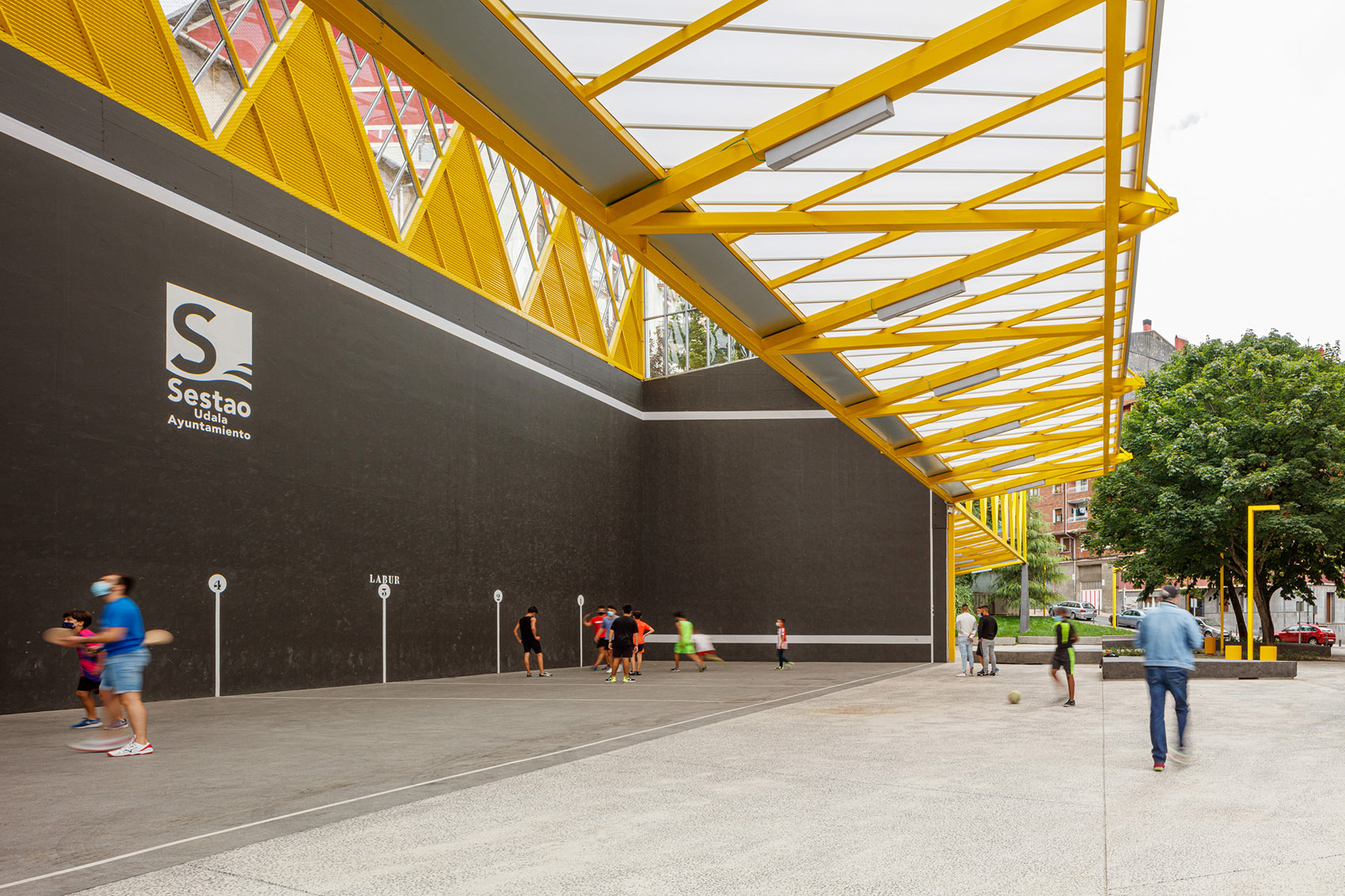 西班牙塞斯陶索尔广场丨ELE ARKITEKTURA + TARTE-10