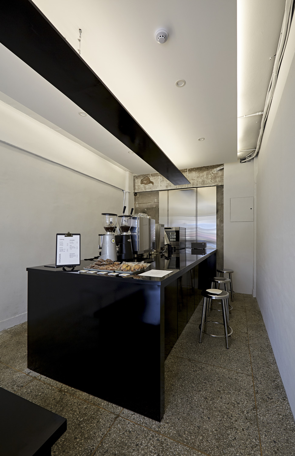 迷你探险咖啡馆 | 低成本高品质空间设计-10