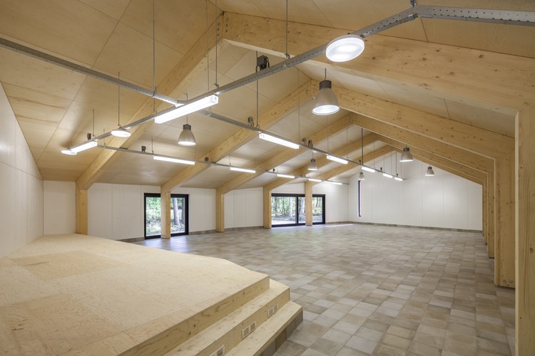 荷兰 Zonnewende 剧院展馆“重置”设计,融入自然,展现动态美-16