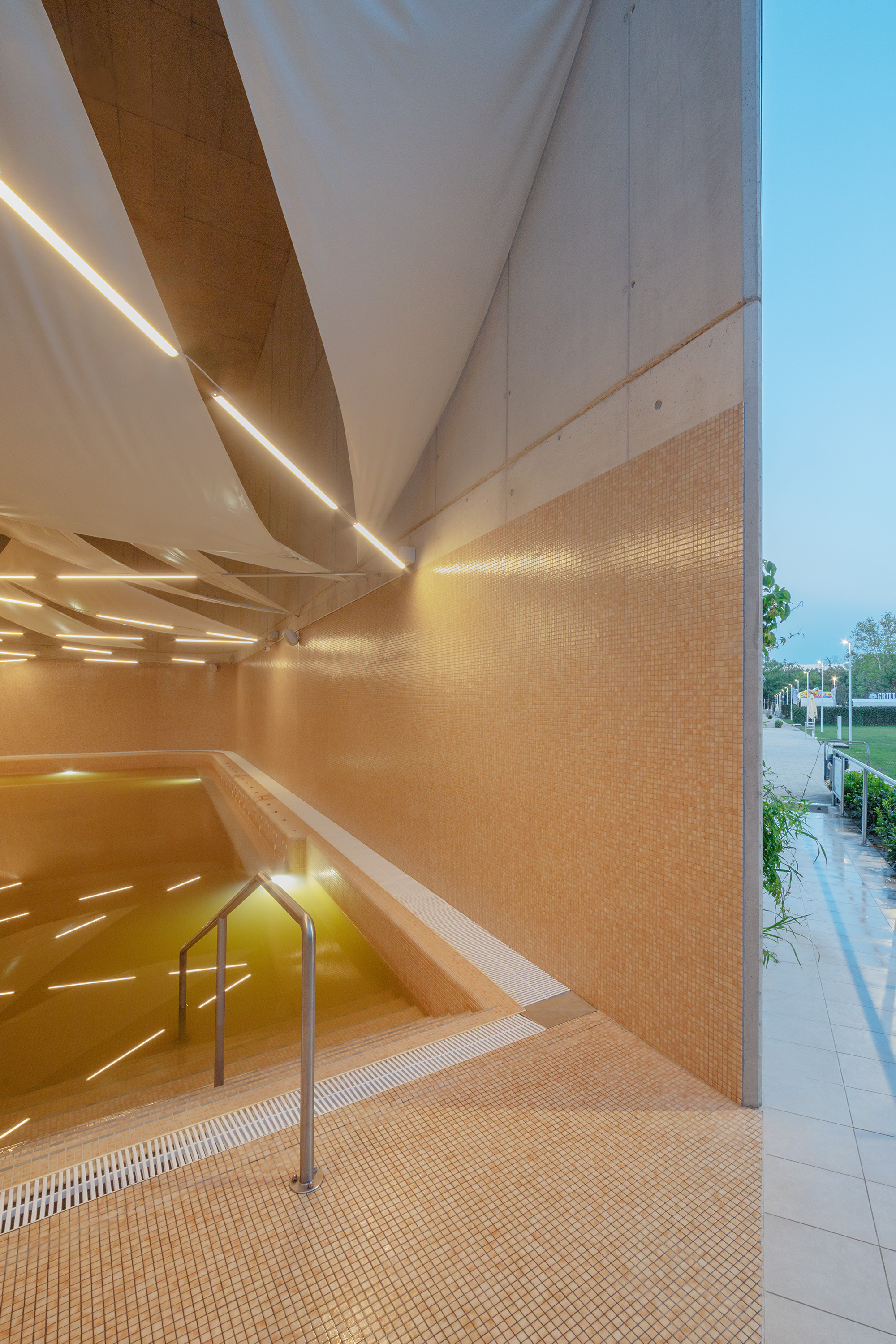 水上乐园丨Hungary丨BORD Architectural Studio-45