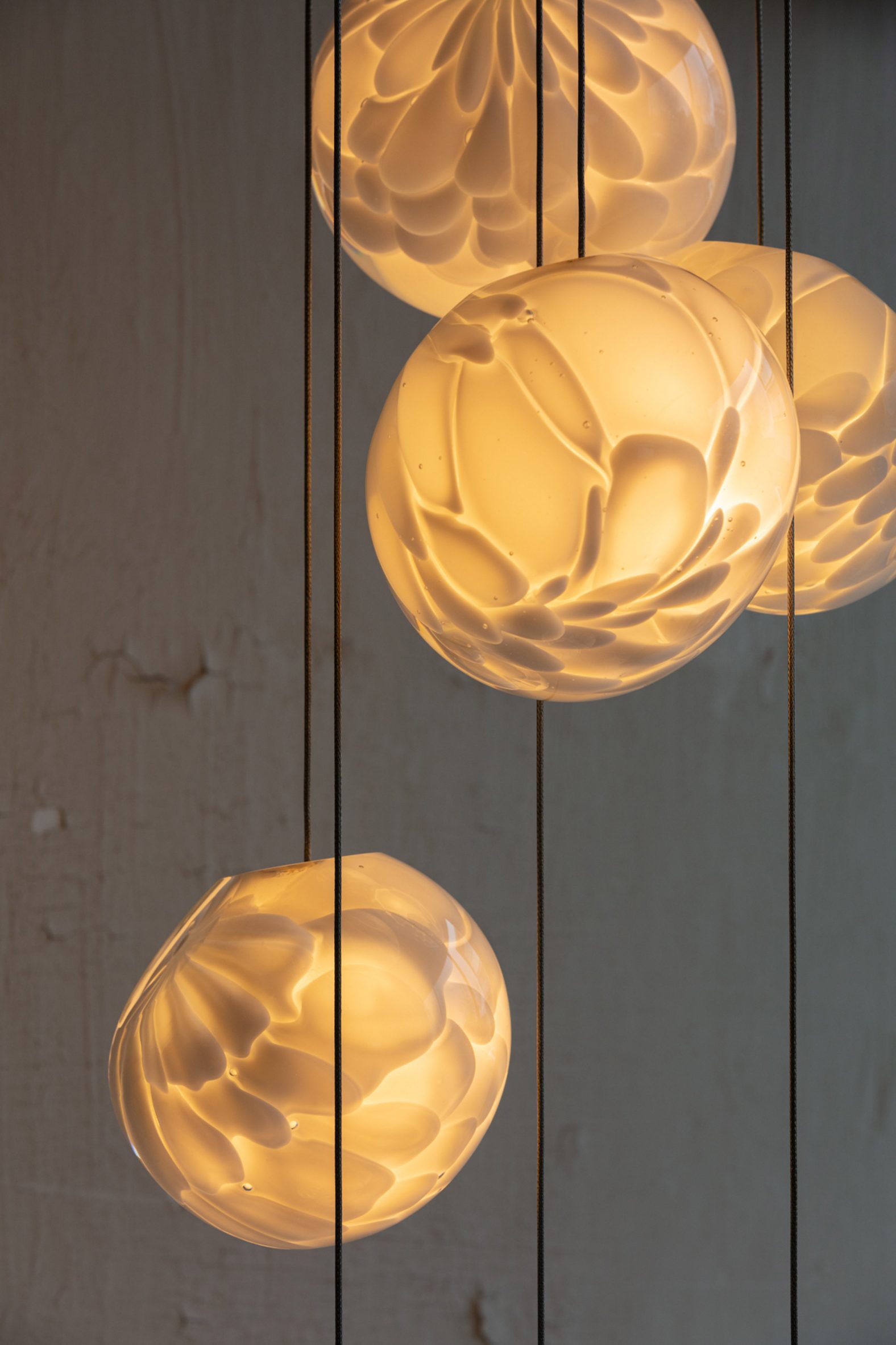 Bocci 推出由 Omer Arbel 设计的 118 系列吊灯-6