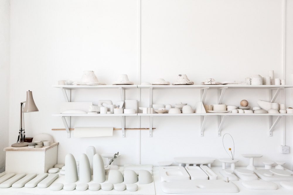 现代之家搬入盒子的碗-6