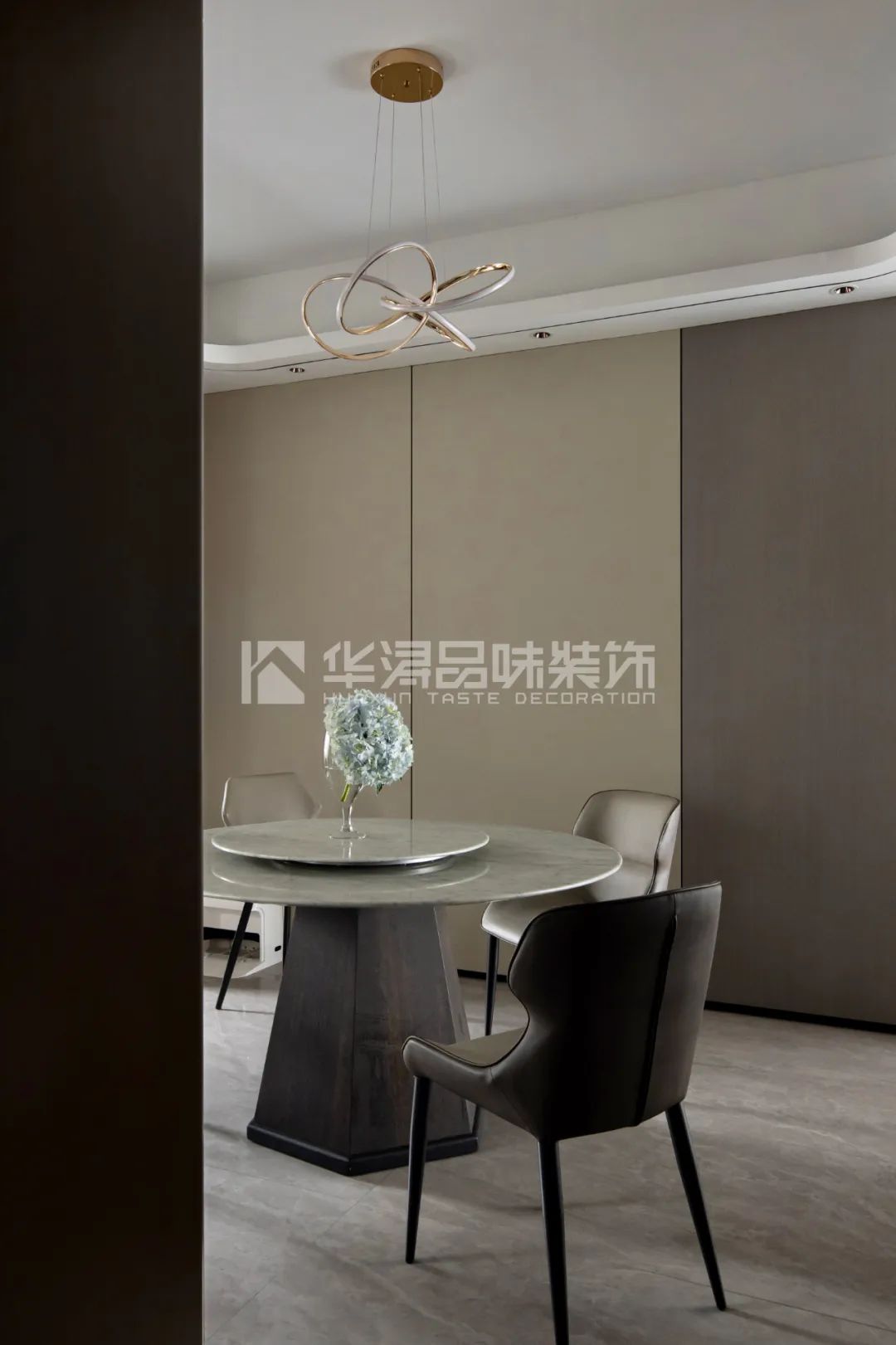 高德公馆丨中国广州丨华浔·广州·王小峰-21