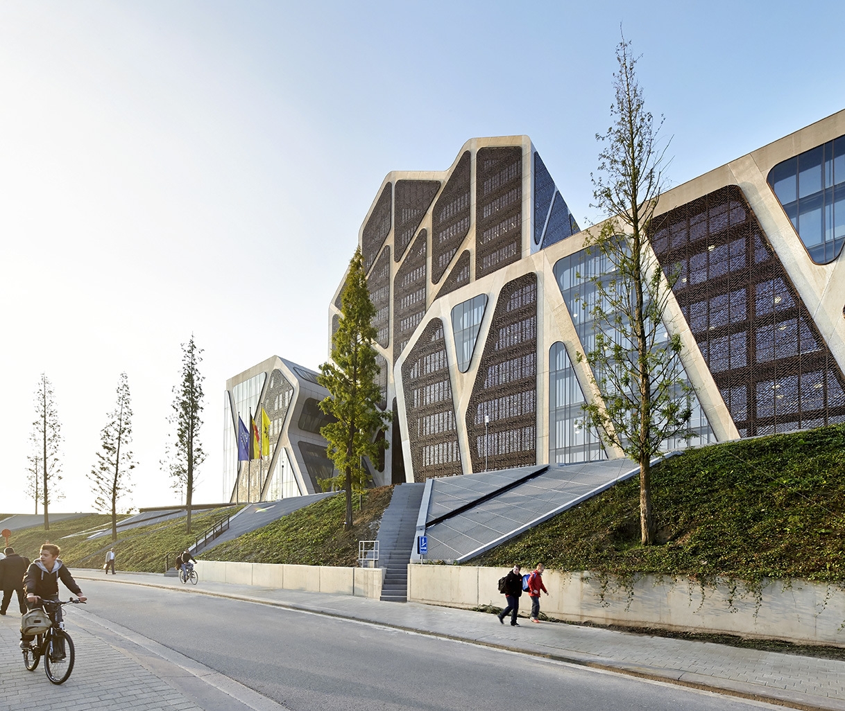 欧盟法院改建 | 现代风格与功能性的完美结合-3