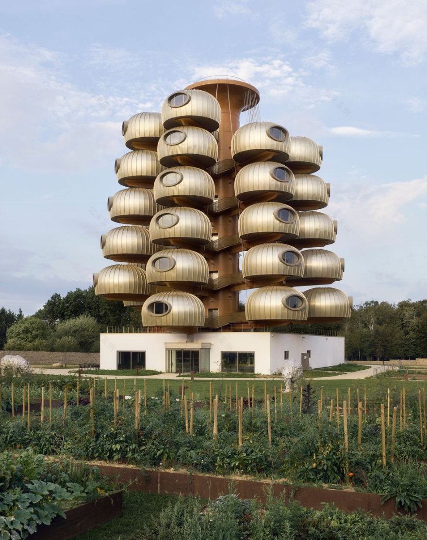 法国树状酒店「Château des Pères Hôtel Essenciel」——亲近自然的创新设计-2