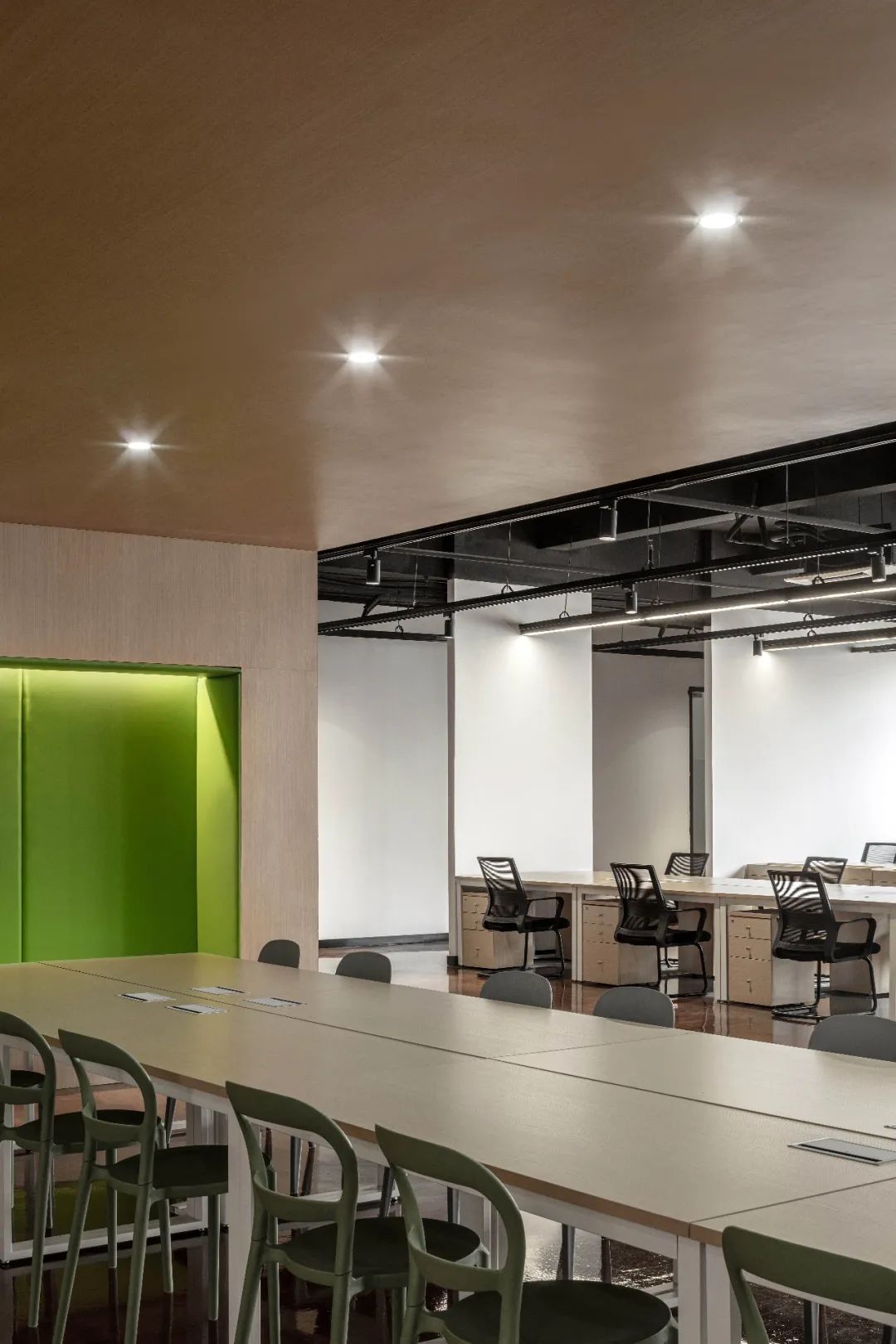 重塑空间，焕发生命力——中山高成商贸办公室设计-32