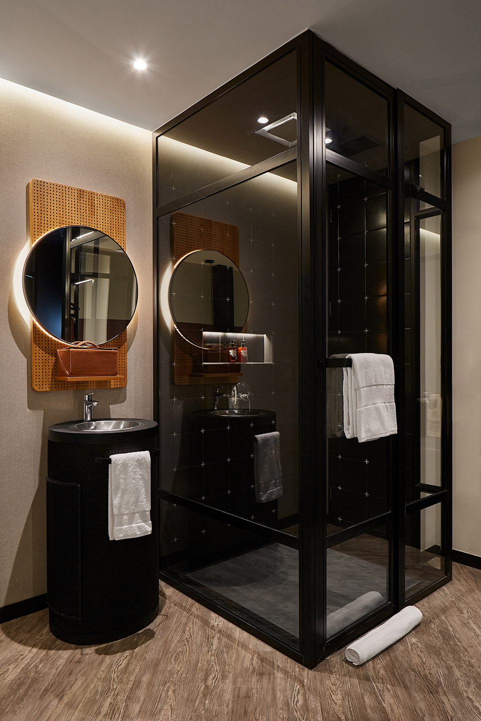 麦德林Click Clack酒店,哥伦比亚 / Plan:B Arquitectos-37